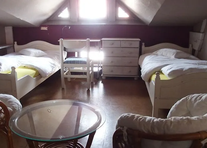 Flat In شقة بوزنان